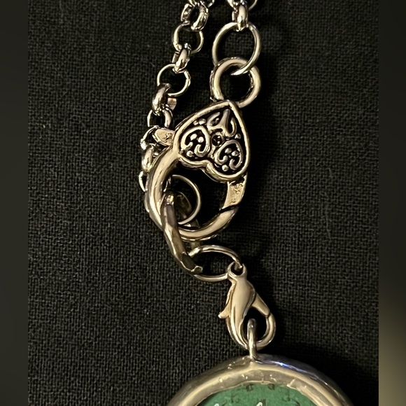 Lanyard Necklace - Picture 4 of 11